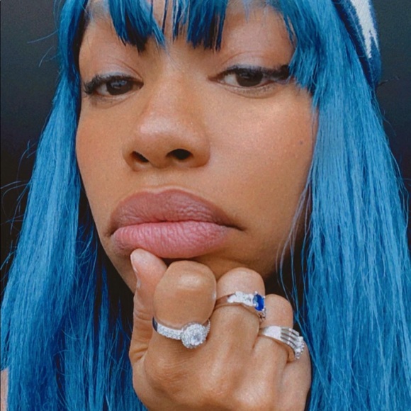 Meet your Posher, Sabrina - Picture 4 of 10